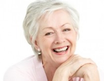 senior-smiling-blog-stomatologiczny